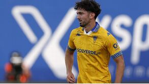 Jordan Holsgrove é uma das figuras do Estoril