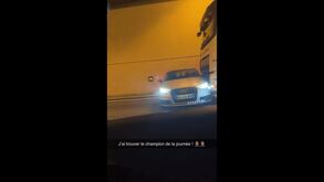 Camião arrasta carro 300 metros sem motorista dar conta