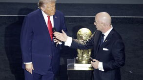 Donald Trump e Gianni Infantino durante o sorteio do Mundial'2026