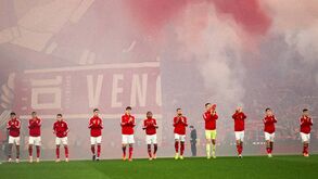 Benfica recebe o Nápoles no Estádio da Luz