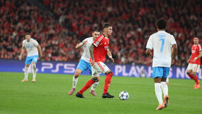 Benfica e Nápoles disputam a sexta jornada com vantagem encarnada ao intervalo