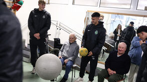 Academia do Sporting visita centro de dia em Alcochete e troca experiências