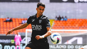 Gustavo Costa, lateral-esquerdo do Ac. Viseu, em destaque com nove jogos e duas assistências