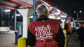 Trabalhadores em greve geral esta quinta-feira
