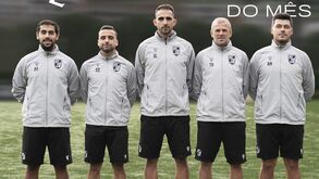 Gil Lameiras, ao centro, é o treinador principal
