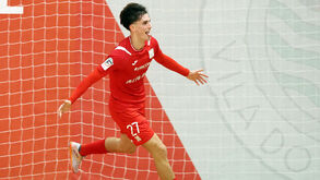 Martim Castela estreou-se a marcar pelo Caxinas