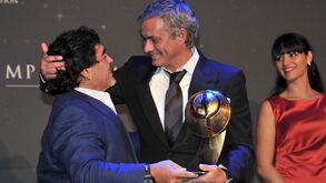 Maradona e Mourinho em 2012