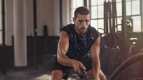 Treinas duro? A tua roupa de desporto também merece aguentar o ritmo com um perfume irresistível que duuraaaaa