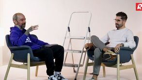 À Beira do Escadote: Bolo Rei com manteiga e muitos zombies