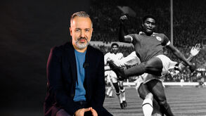 Efeméride Record: Eusébio chegou a Lisboa há 65 anos
