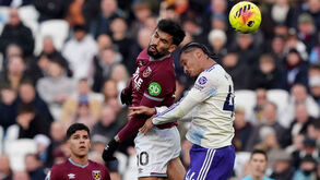 Lucas Paqueta (West Ham) e Boubacar Kamara (Aston Villa)