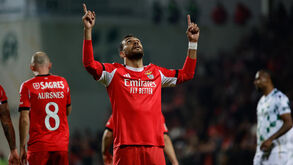 Pavlidis brilhou com um hat trick frente ao Moreirense