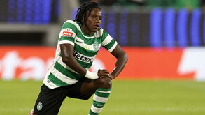 Quenda fraturou o quinto metatarso do pé direito no jogo com o E. Amadora