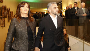 Rui Borges com a mulher à chegada à cerimónia dos Prémios Stromp