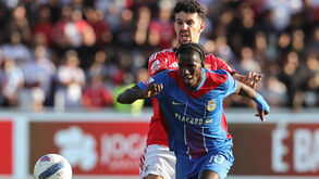 Chiquinho lesionou-se no jogo com o Benfica