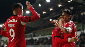 Benfica vence Farense com atitude e avança na Taça de Portugal