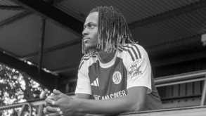 Ethan McLeod, antigo jogador do Macclesfield FC