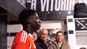 O título mundial de sub-17, os irmãos futebolistas e o trajeto: quem é Banjaqui, titular pela 1.ª vez no Benfica