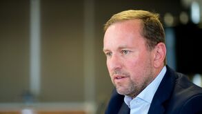 Semapa vende Secil por 1,4 mil milhões de euros: ações disparam 25%