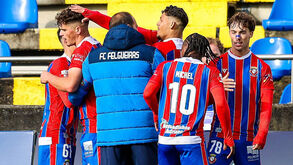 Jogadores do Felgueiras a festejar