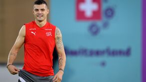Granit Xhaka emociona Inglaterra: «Vamos lutar por ele…»
