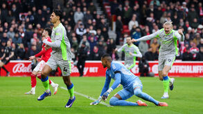 Manchester City vence Nottingham Forest