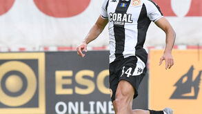 Léo Santos e Deivison de regresso