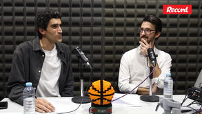 Miguel Queiroz e João Santos partilham experiências de EuroBasket: «Tínhamos os bilhetes com o nome da Letónia»