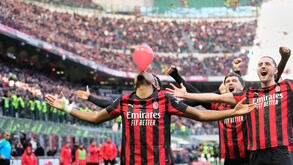 Nkunku celebra golo frente ao Verona