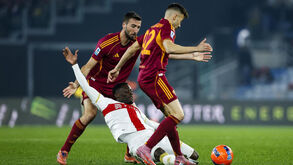 Roma vence Génova por 3-1