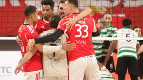 Benfica lidera campeonato após vencer Clube K