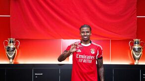 Lopes Cabral apresentado como jogador do Benfica