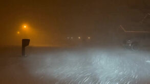 Ventos fortes, neve intensa e temperaturas gélidas: 'Ciclone Bomba' atinge o norte dos EUA 