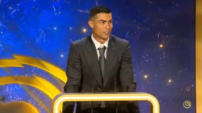 Cristiano Ronaldo recebe prémio de Melhor Jogador do Médio Oriente: «Quero mais troféus e alcançar aquele número que todos sabem»