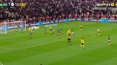 Foi assim que Cristiano Ronaldo fez um golo inédito na sua carreira