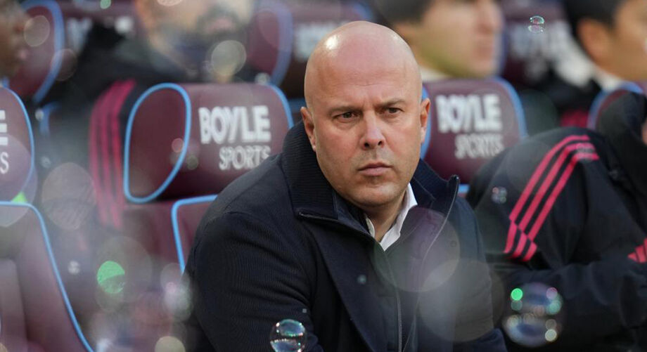 O Liverpool voltou a escorregar na Premier, desta vez empatando com o Sunderland (1-1). O campeão inglês está a afastar-se da renovação e é, agora, 8.º a 11 pontos do Arsenal.