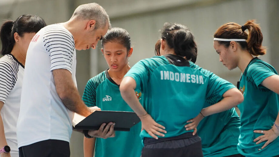 Luís Estrela é selecionador da seleção de futsal feminino da Indonésia desde a última temporada