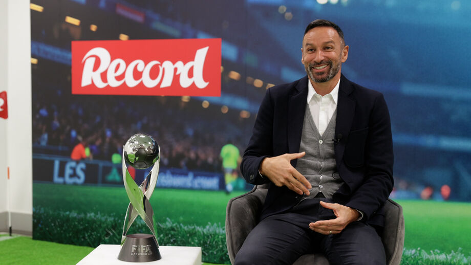 Selecionador sub-17 visitou redação do Record