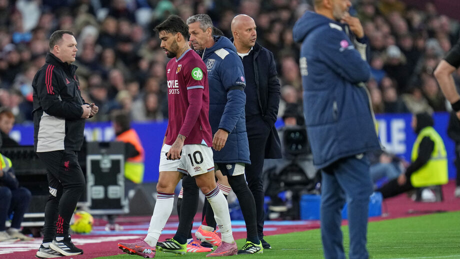 Lucas Paquetá (West Ham) foi expulso frente ao West Ham