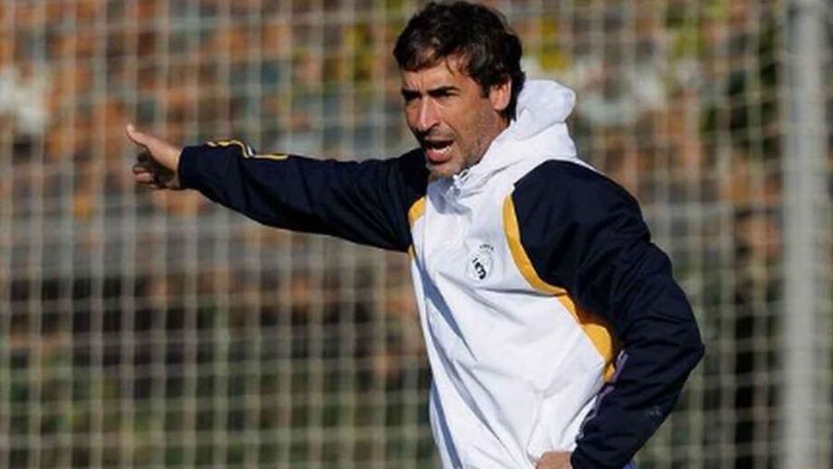 Raúl González aguarda projeto 