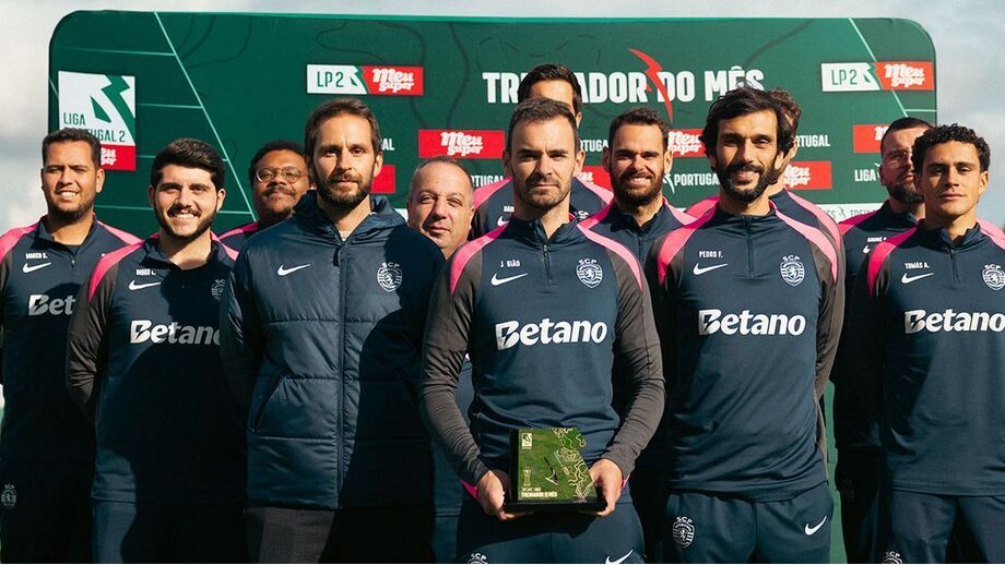 João Gião recebeu o prémio com a equipa técnica