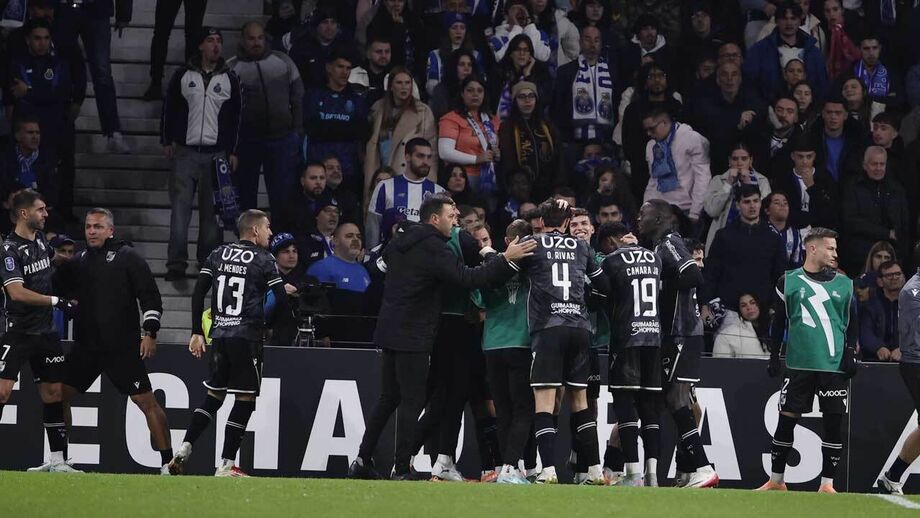 V. Guimarães venceu o FC Porto no Dragão