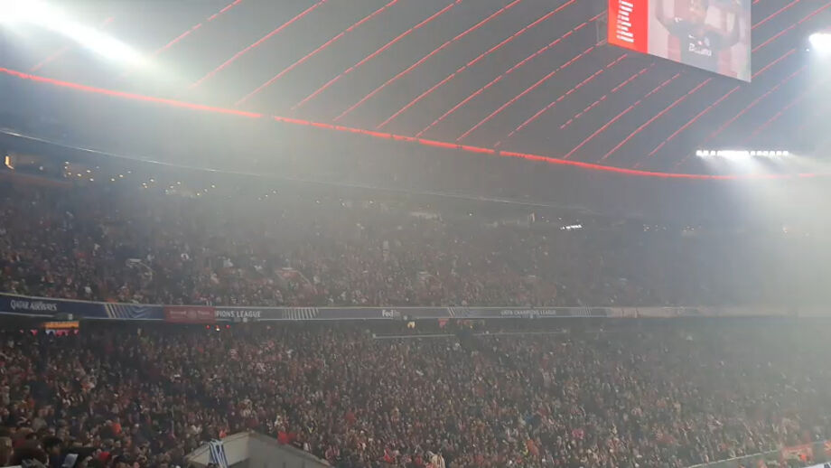 Leões na frente diante do Bayern