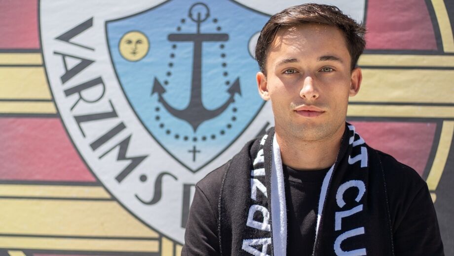 Médio estreou-se esta época a jogar como sénior