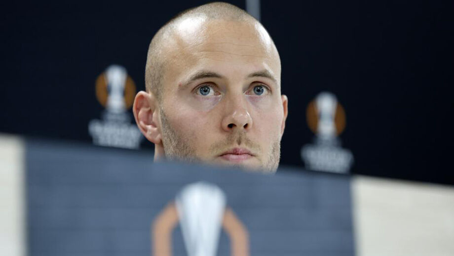 Maxime Dupé vai realizar o primeiro jogo esta temporada na equipa comandada por Franck Haise