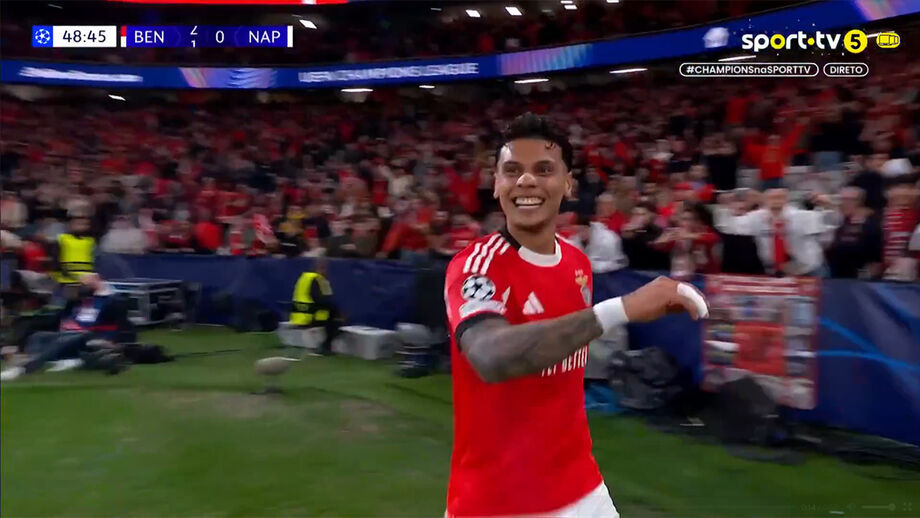 Benfica vence Nápoles por 2-0 com golo de Barreiro, após assistência de Ríos