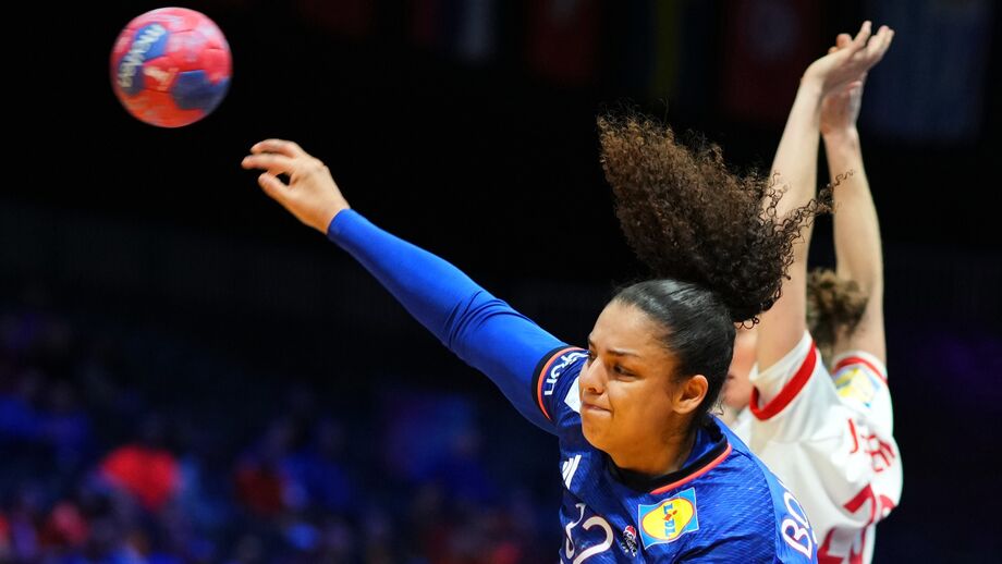 França eliminou a Dinamarca nos 'quartos' do Mundial feminino de andebol