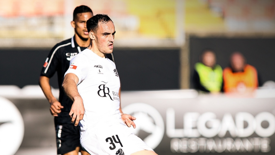 Ac. Viseu vence Farense e consolida a candidatura à subida