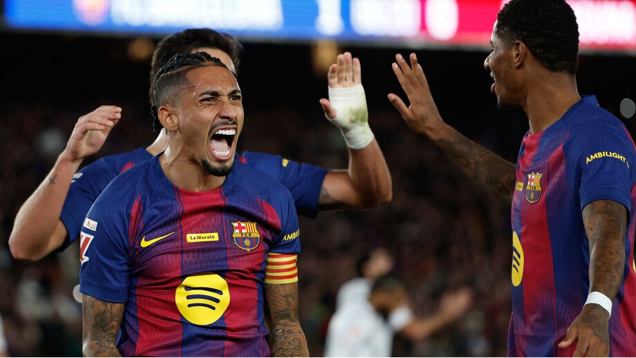 Raphinha a celebrar frente ao Osasuna