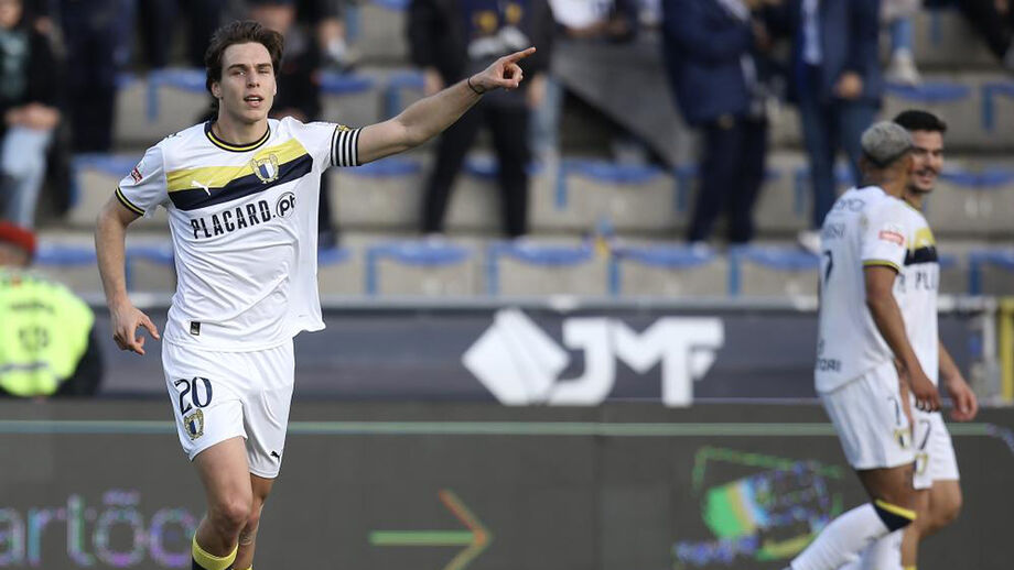 Gustavo Sá iguala maior registo de golos da carreira 